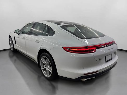 Used 2017 Porsche Panamera 4 image 7