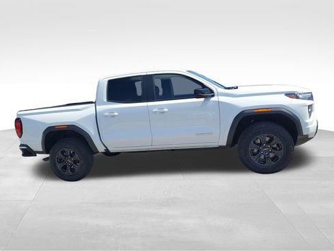 Used 2025 GMC Canyon Elevation w/ Convenience Package RWD image 3