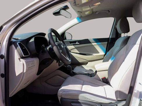 Used 2019 Hyundai Tucson SE image 12