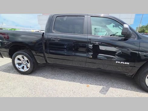 Used 2021 RAM 1500 Big Horn AWD/4WD image 36