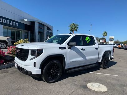 Used 2026 GMC Sierra 1500 Pro w/ Graphite Edition
