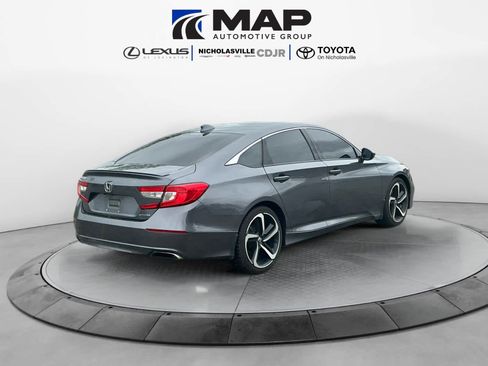 Used 2019 Honda Accord Sport image 5