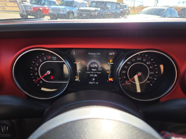 Used 2021 Jeep Gladiator Rubicon AWD/4WD image 15