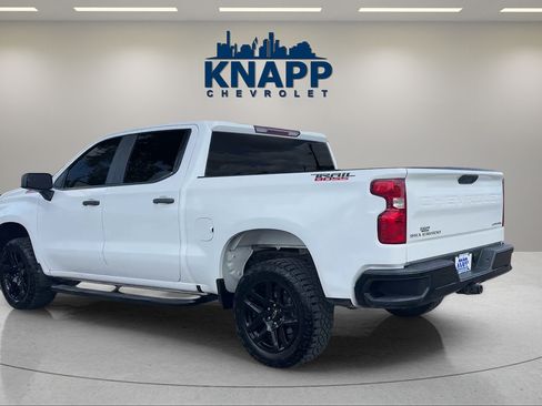 Used 2022 Chevrolet Silverado 1500 Custom Trail Boss AWD/4WD image 3