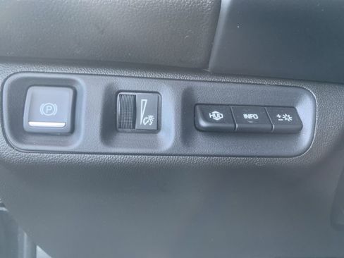 Used 2021 GMC Acadia AT4 w/ Technology Package image 24