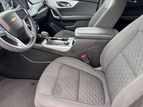 Used 2022 Chevrolet Blazer LT image 9