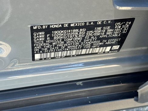 Certified 2025 Honda HR-V Sport image 30