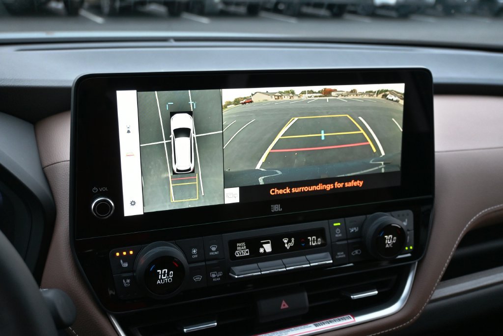 New 2026 Toyota Grand Highlander AWD image 37