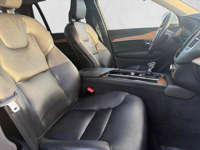 Used 2021 Volvo XC90 T5 Momentum AWD/4WD image 25