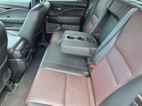 Certified 2024 Honda Ridgeline Black Edition image 19