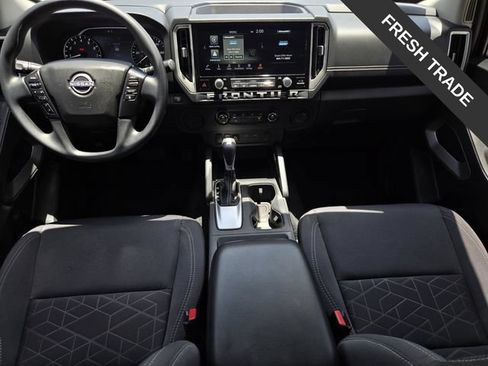 Used 2025 Nissan Frontier SV RWD image 13