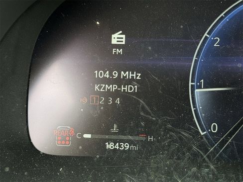 Used 2024 Toyota Highlander Platinum image 13