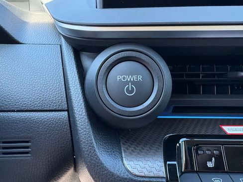 New 2026 Toyota Prius XLE image 29