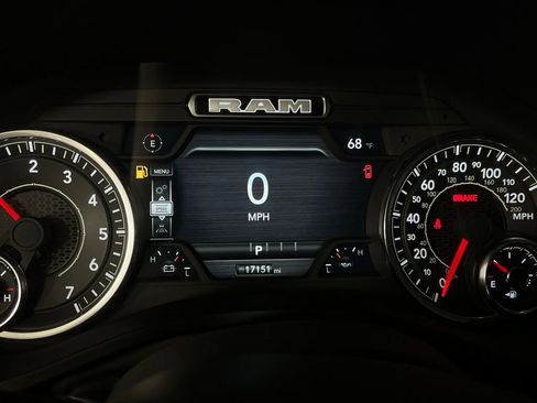 Certified 2025 RAM 1500 Laramie image 17