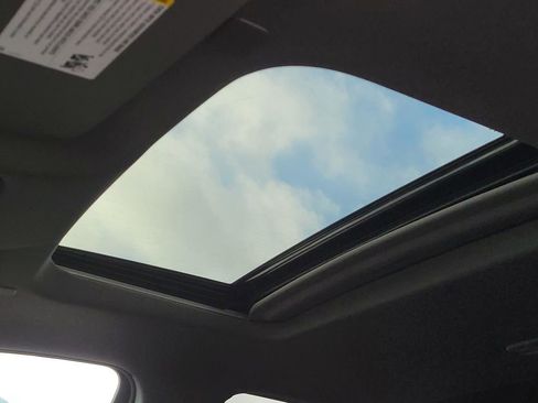 New 2026 GMC Sierra 2500 Denali w/ Denali Reserve Package image 9