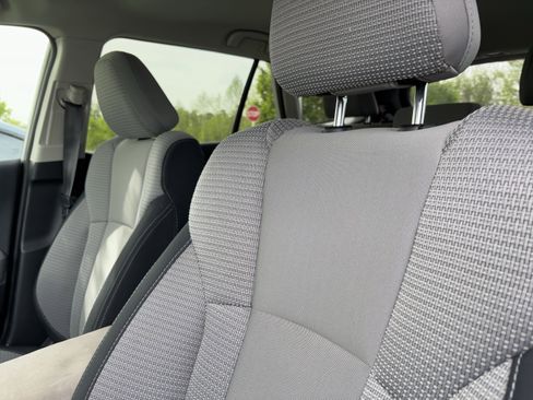 Used 2023 Subaru Outback Premium w/ Popular Package #1 image 16