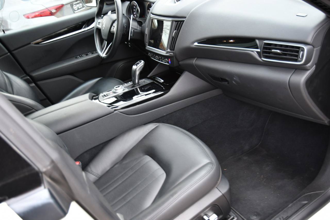 Used 2023 Maserati Levante Modena AWD/4WD image 24