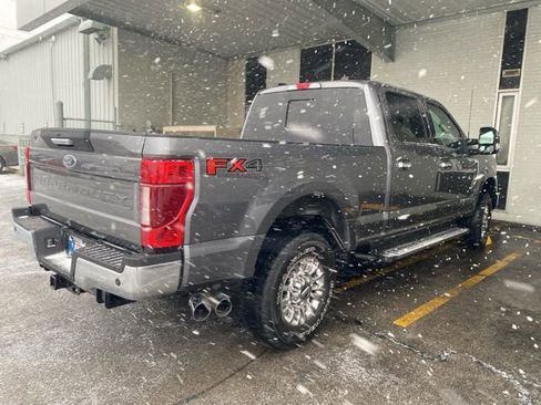 Used 2021 Ford F250 XLT w/ XLT Premium Package image 4