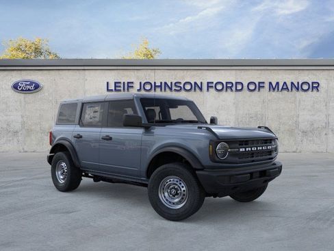 New 2025 Ford Bronco 4-Door image 7
