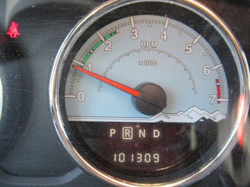 Used 2014 Jeep Wrangler Polar Edition image 26