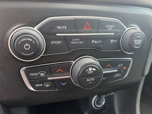 Used 2022 Dodge Charger GT RWD image 24