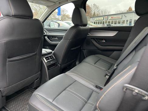 Certified 2025 MAZDA CX-70 Plug-In Hybrid w/ Premium Pkg image 12