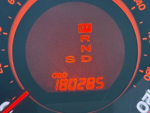 Used 2010 Toyota 4Runner Limited RWD image 10