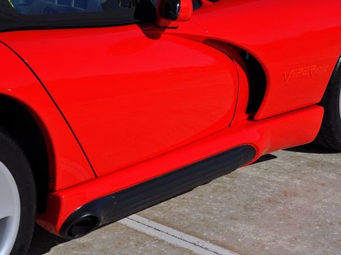 Used 1994 Dodge Viper RT/10 image 17