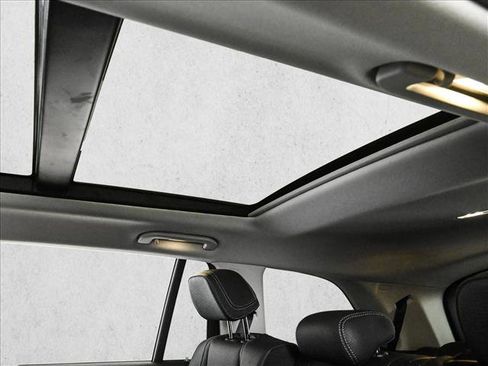 Used 2026 Mercedes-Benz GLS 450 4MATIC image 21