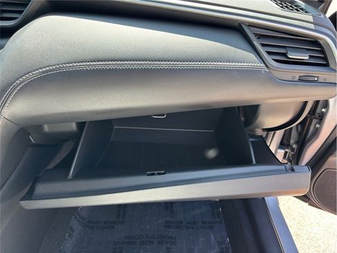 Used 2021 Honda Insight Touring image 42