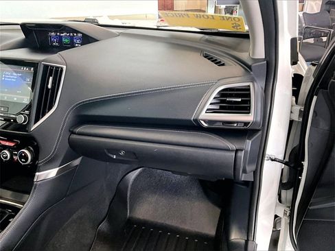 Used 2024 Subaru Forester Touring image 13