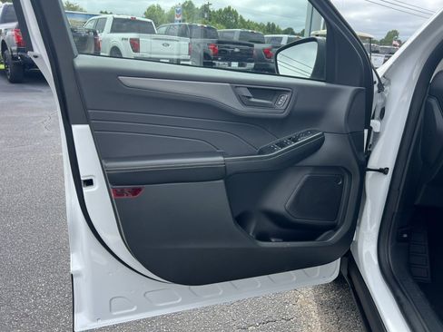 New 2025 Ford Escape Active image 16