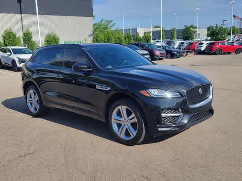 Used 2019 Jaguar F-PACE R-Sport AWD/4WD image 32