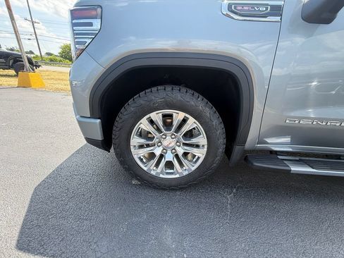 Used 2023 GMC Sierra 1500 Denali AWD/4WD image 10