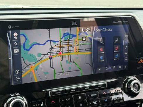 Certified 2022 Toyota Highlander Limited image 17