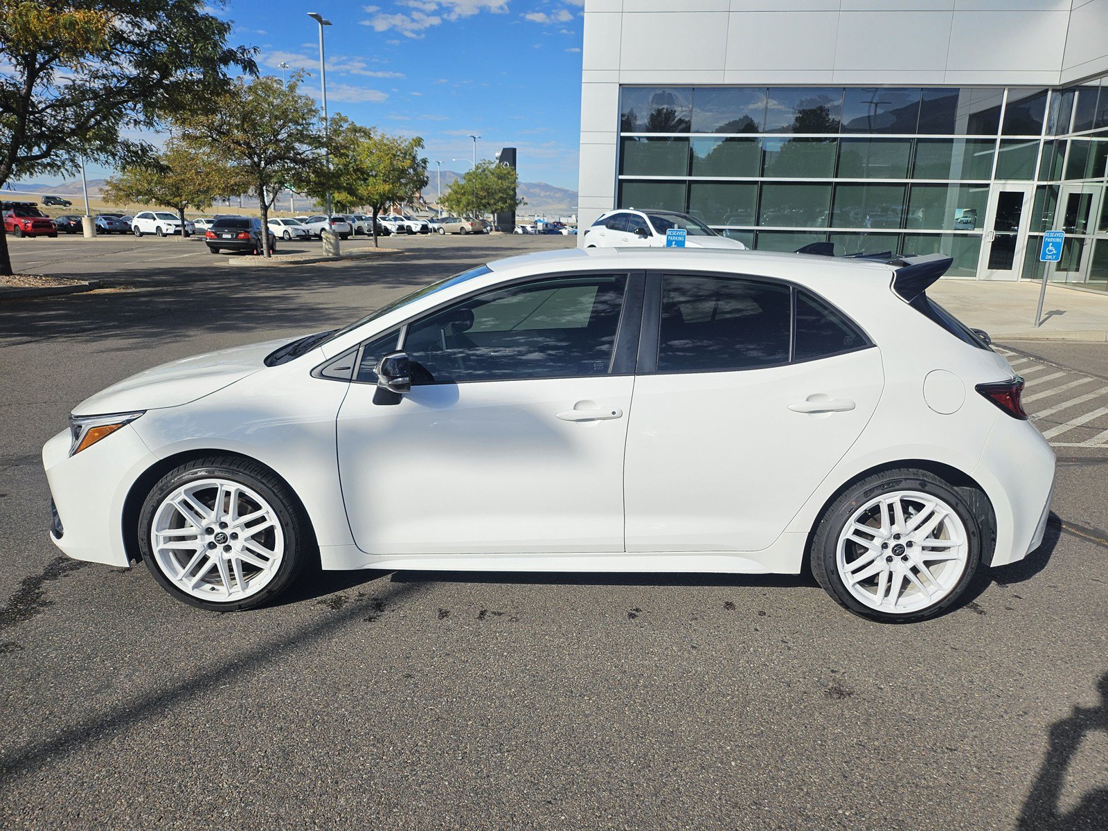 Used 2026 Toyota Corolla SE FWD image 9