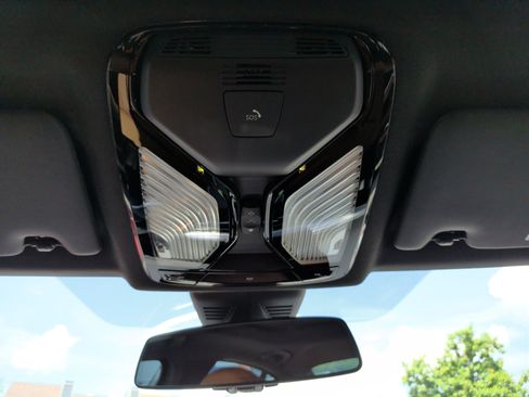 Used 2024 BMW M340i RWD image 32