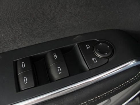 New 2026 GMC Acadia Elevation image 16