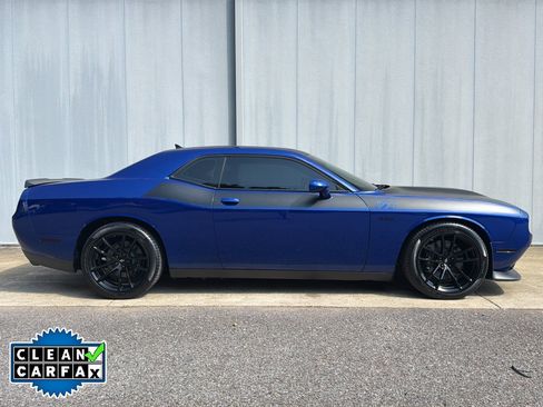 Used 2020 Dodge Challenger R/T Scat Pack w/ T/A Package RWD image 2