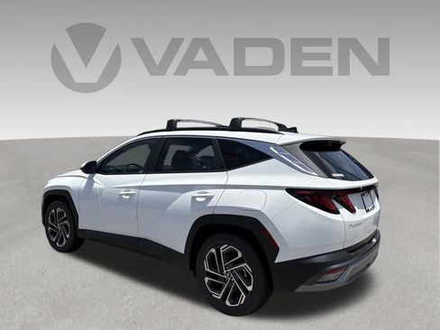 New 2026 Hyundai Tucson SEL Plus FWD image 3