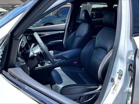 Used 2023 INFINITI QX50 Sport AWD/4WD image 36