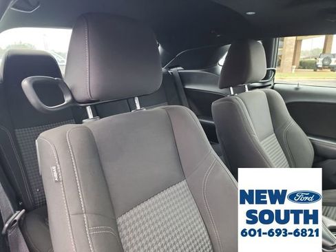 Used 2023 Dodge Challenger SXT image 14