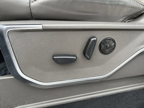 Used 2025 Ford F450 Platinum w/ Platinum Plus Package image 14