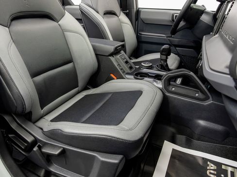 Used 2024 Ford Bronco Big Bend AWD/4WD image 32