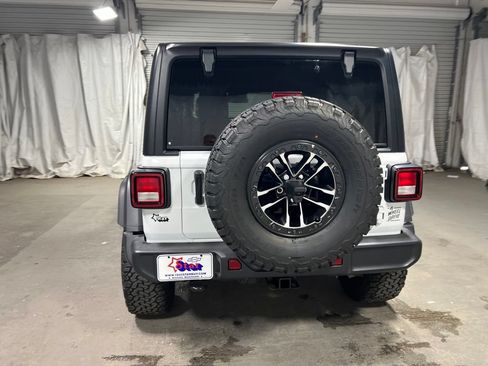 Used 2026 Jeep Wrangler Unlimited Sport AWD/4WD image 6