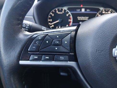 Used 2023 Nissan Altima 2.5 SL image 13