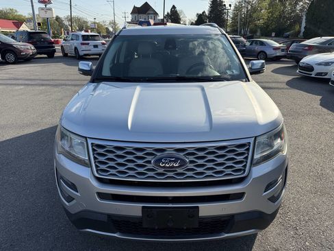 Used 2016 Ford Explorer Platinum image 3