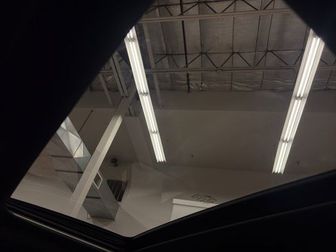 Used 2019 Dodge Durango R/T w/ Technology Group image 28