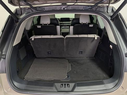 Used 2025 Lincoln Aviator AWD w/ Equipment Group 101A image 7