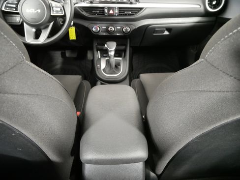Used 2024 Kia Forte LX FWD image 24